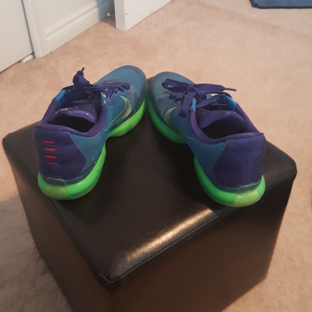 Kobe Bryant Gym Shoes